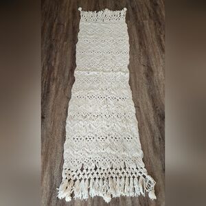 Macrame Table Runner / Wall Hanging